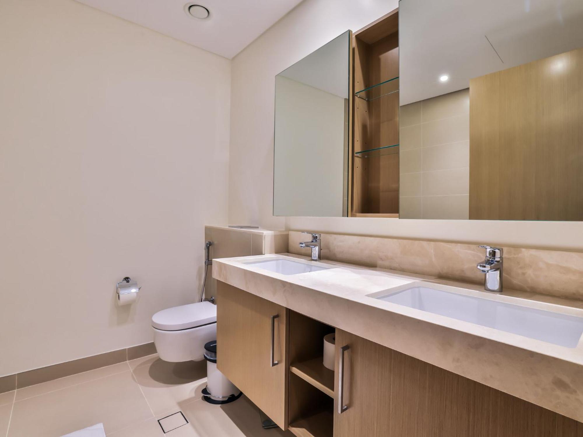 Luxurious Apartments Dubai Marina Views Pool Gym By Sojo Stay المظهر الخارجي الصورة
