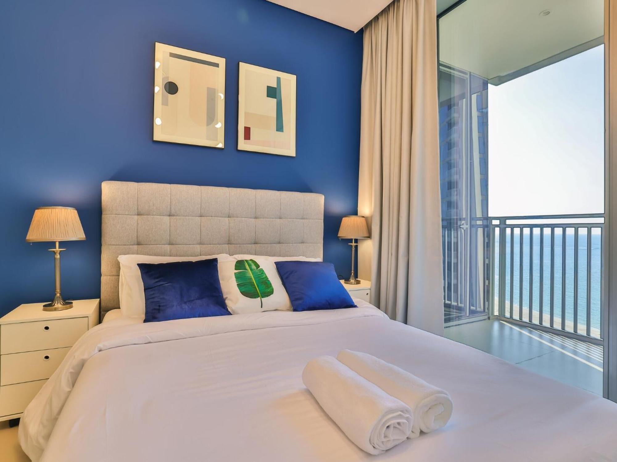 Luxurious Apartments Dubai Marina Views Pool Gym By Sojo Stay المظهر الخارجي الصورة